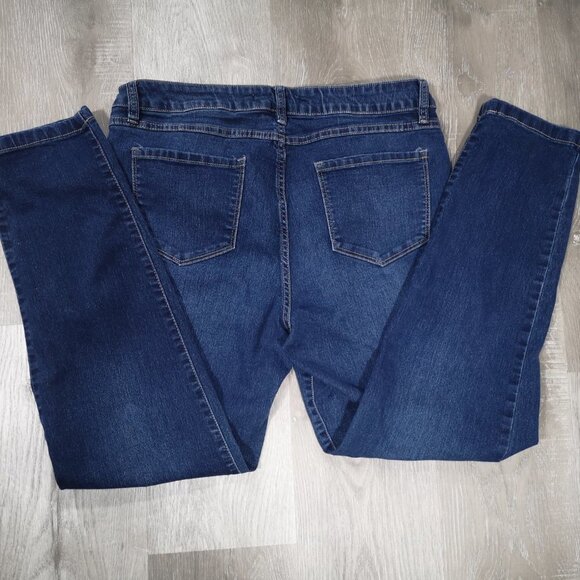 Cleo Petites Ladies Everybody Dark Wash Blue Jeans - Picture 2 of 7